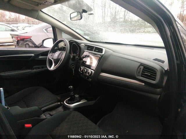 Honda FIT LX 2017 3HGGK5G54HM102712 Image 5