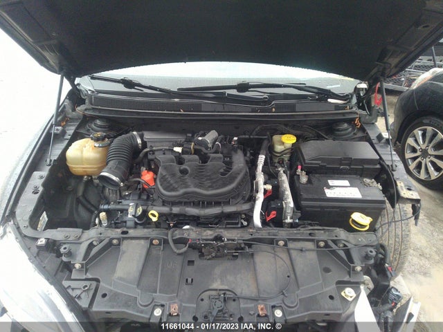 1C3CCCCGXFN628209 Chrysler 200 C