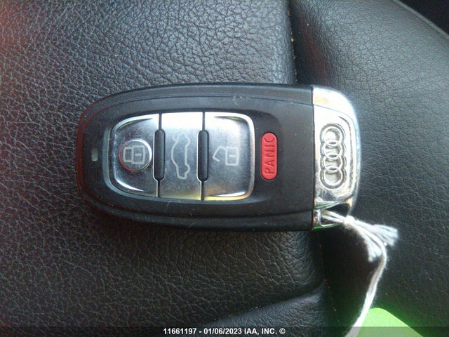WA1LKCFP1CA078051 Audi Q5 Premium Plus