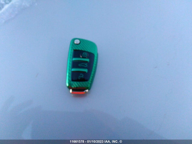 WAUB8GFF8G1046926 Audi A3 PREMIUM