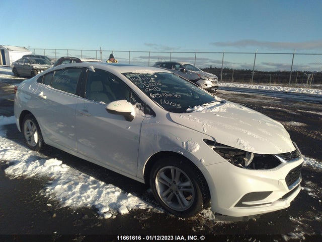 Chevrolet CRUZE LT 2018 1G1BE5SM5J7212272 Image 1