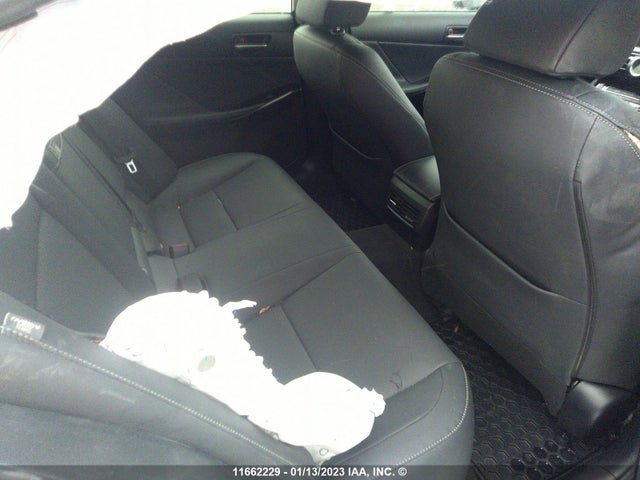 Lexus IS 300 2022 JTHC81F28N5048813 Image 9