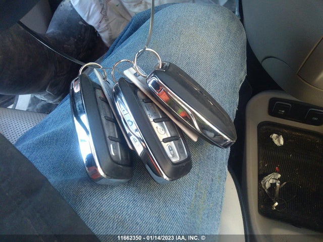 2C4RC1N72HR725837 Chrysler Pacifica Ehybrid Platinum