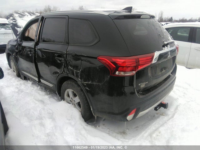 JA4JZ3AX8JZ613675 Mitsubishi Outlander Se/sel