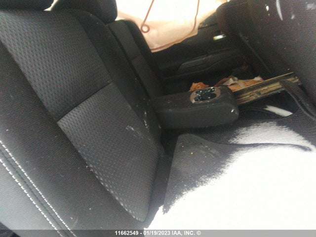 JA4JZ3AX8JZ613675 Mitsubishi Outlander Se/sel