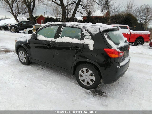 JA4AH3AU3HZ609780 Mitsubishi Rvr Se/es