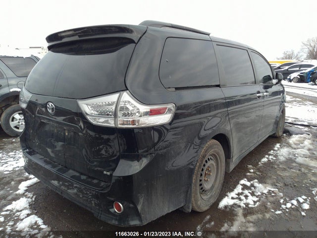 Toyota SIENNA SE 2017 5TDXZ3DC7HS868600 Image 4
