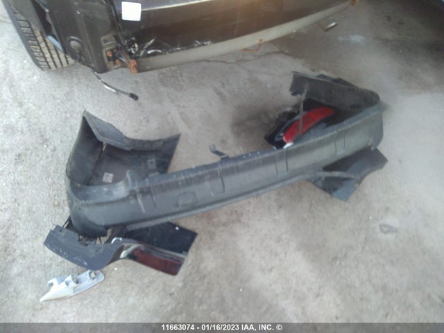 JA4AS2AW5CU604311 Mitsubishi Outlander Es