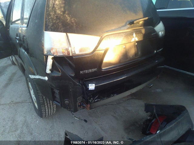 JA4AS2AW5CU604311 Mitsubishi Outlander Es