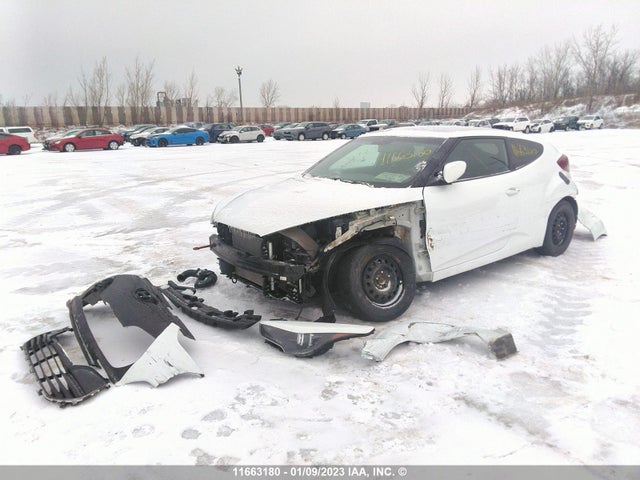 Hyundai Veloster 2016 KMHTC6AD4GU275362 Image 2
