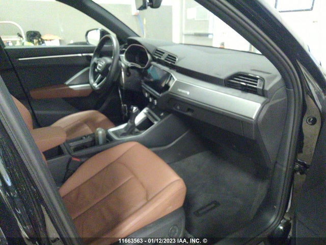 WA1EECF39N1037604 Audi Q3 Premium Plus S Line 45