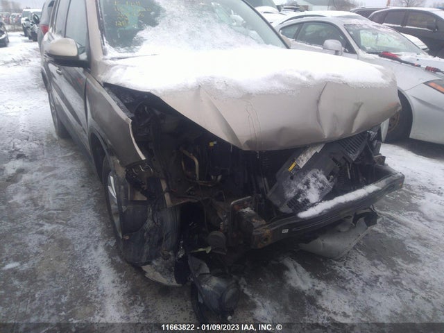 WVGJV7AX4GW068976 Volkswagen Tiguan Comfort/high/r-line/sp Ed