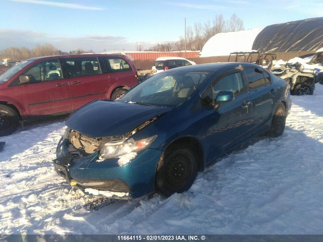 Honda Civic 2013 2HGFB2F44DH035587 Image 2