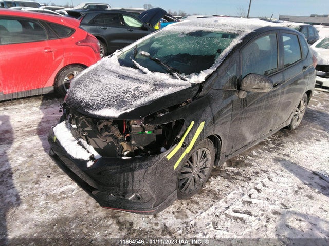 Honda Fit 2018 3HGGK5H65JM100089 Image 2