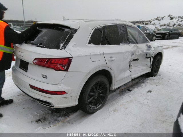 WA1FNAFY9J2141003 Audi Q5 Technik S-line