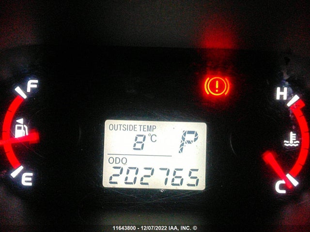 Toyota Matrix 2010 2T1KU4EE7AC405935 Image 8