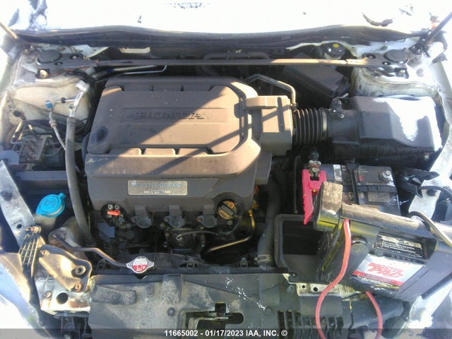 Honda Accord 2014 1HGCT2B83EA800121 Image 11