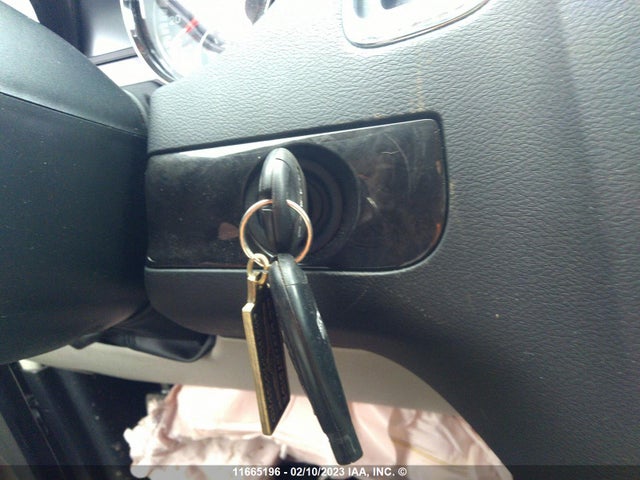 Dodge Grand Caravan Crew 2017 2C4RDGDG7HR567416 Image 3