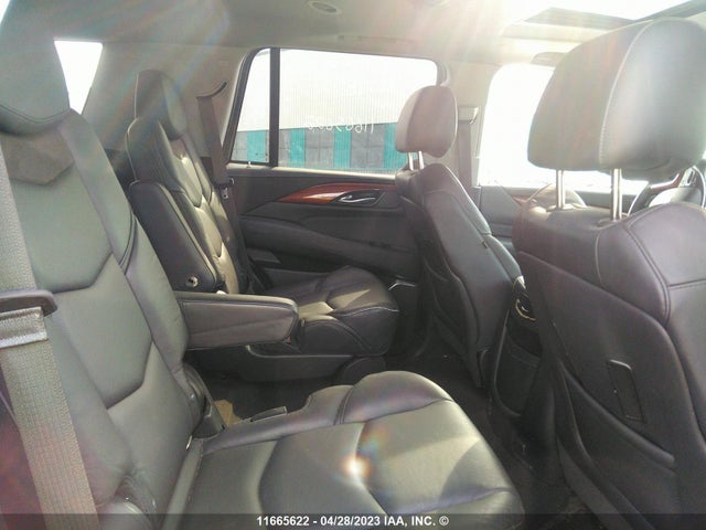1GYS4BKJ4JR123774 Cadillac Escalade Luxury