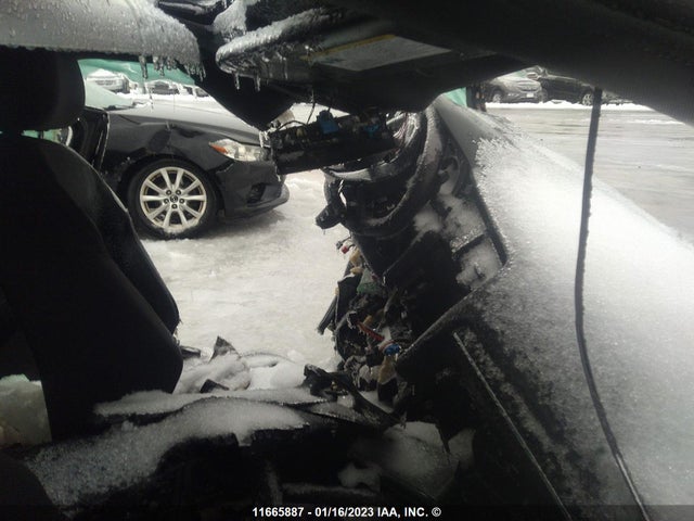 3VW5T7AU7HM055509 Volkswagen GTI S