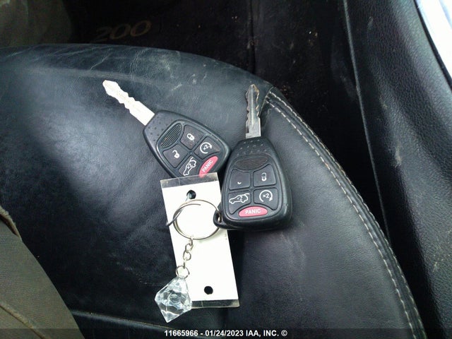 1C3CCBCG7DN611424 Chrysler 200 Limited
