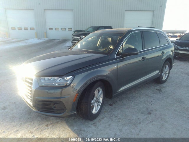 WA1WAAF73HD056983 Audi Q7 Technik S-line