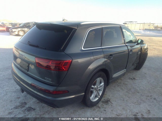 WA1WAAF73HD056983 Audi Q7 Technik S-line