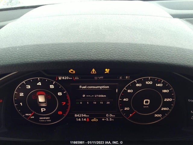 WA1WAAF73HD056983 Audi Q7 Technik S-line