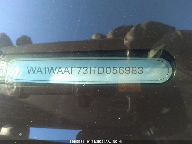 WA1WAAF73HD056983 Audi Q7 Technik S-line