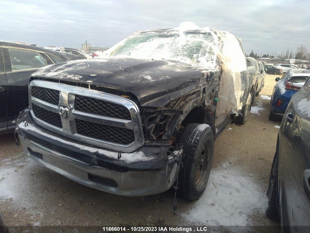 1C6RR7LT1KS588467 RAM 1500 Classic Slt