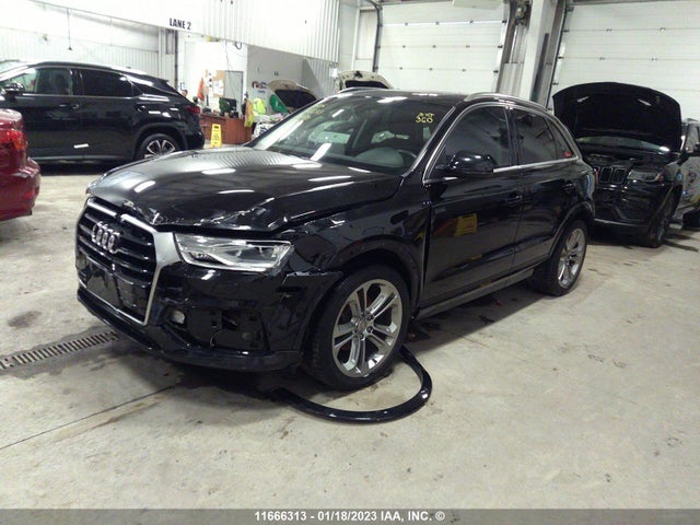 WA1JCCFSXJR002240 Audi Q3 Premium Plus