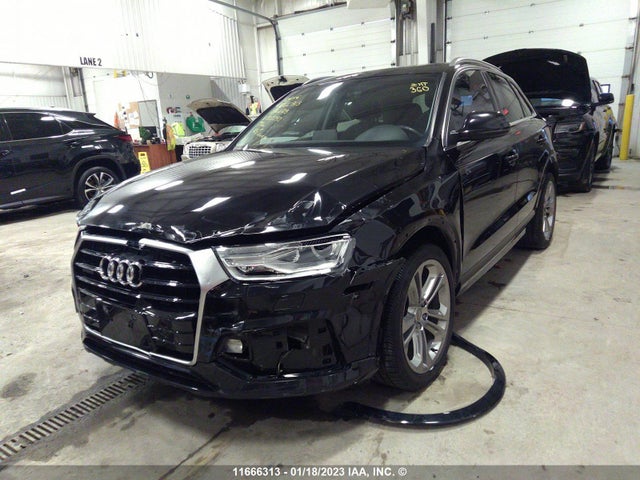 WA1JCCFSXJR002240 Audi Q3 Premium Plus
