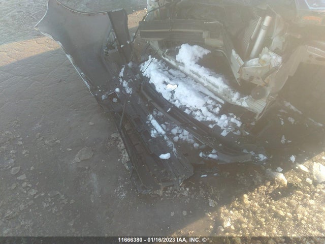 JA4AZ2A39KZ604914 Mitsubishi Outlander Es