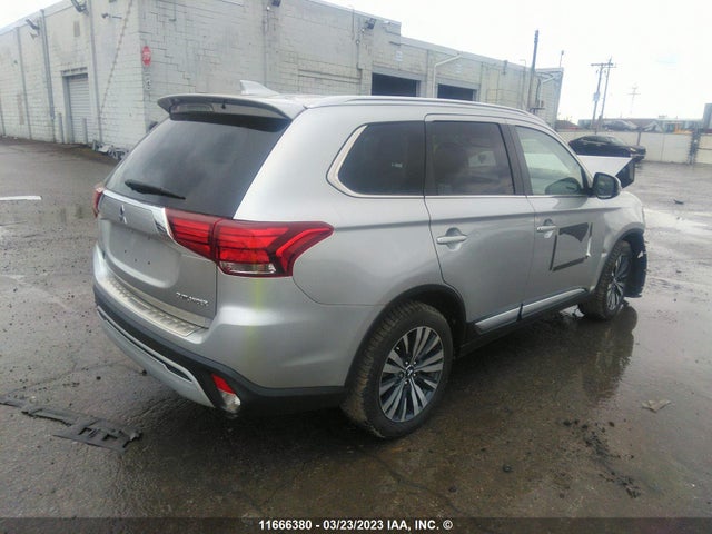 JA4AZ2A39KZ604914 Mitsubishi Outlander Es