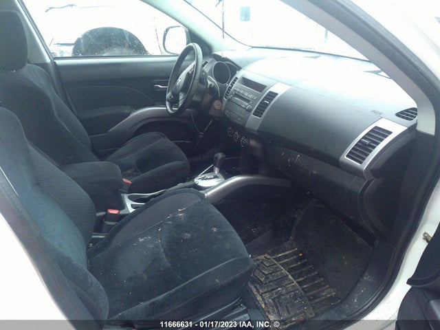 JA4AT2AW9CU606107 Mitsubishi Outlander