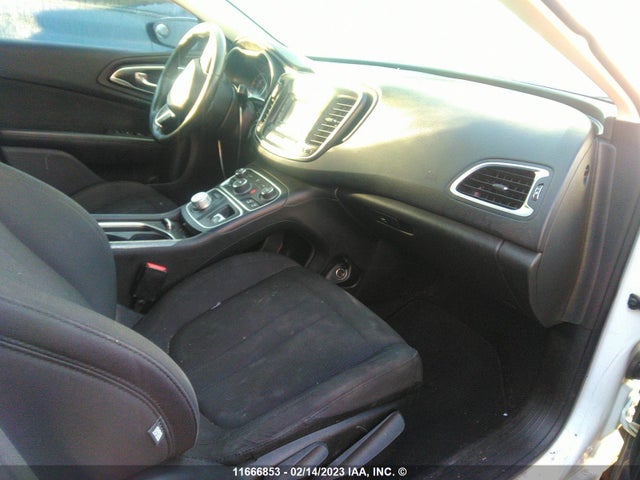 Chrysler 200 2016 1C3CCCAB1GN103239 Image 5