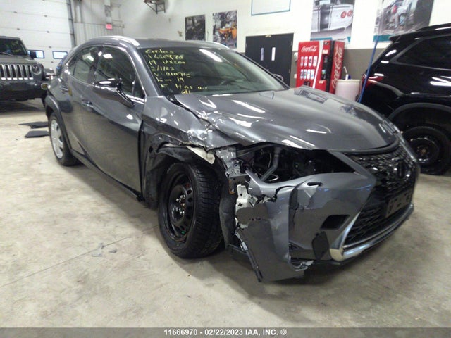 JTHY3JBH6K2010718 Lexus UX 200