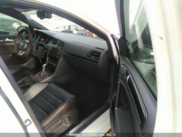 3VW4T7AU6FM000672 Volkswagen GTI