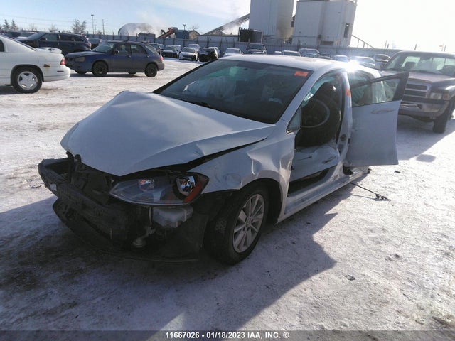 3VW217AU9HM035044 Volkswagen Golf S/wolfsburg/se/sel