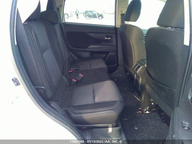 JA4AZ2A36KZ605776 Mitsubishi Outlander Es