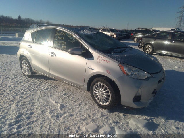 Toyota PRIUS C 2012 JTDKDTB31C1521720 zdjęcie główne