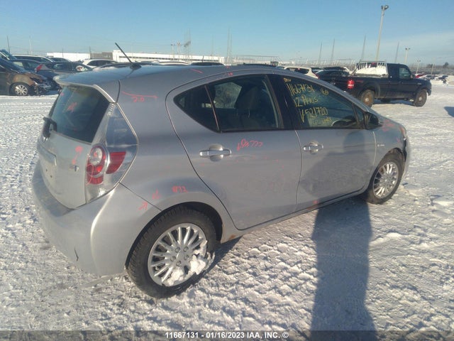 Toyota PRIUS C 2012 JTDKDTB31C1521720 Image 4