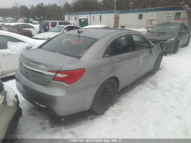 Chrysler 200 2013 1C3CCBAB3DN696656 Image 5
