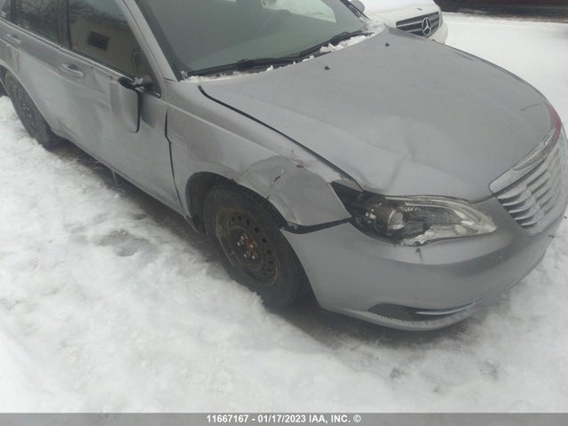 Chrysler 200 2013 1C3CCBAB3DN696656 Image 7