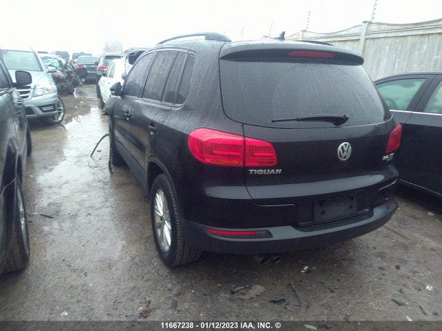 WVGJV7AX2FW556614 Volkswagen Tiguan S/se/sel/r-line