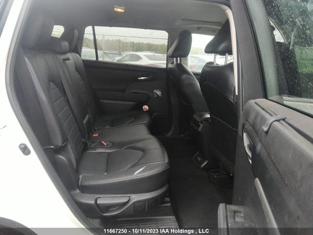 Toyota Highlander Xle 2022 5TDGZRBH1NS565616 Image 8