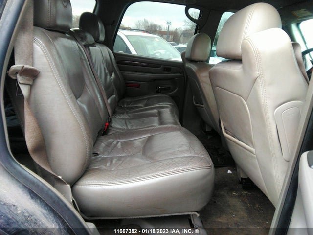 1GYEK63N25R152966 Cadillac Escalade