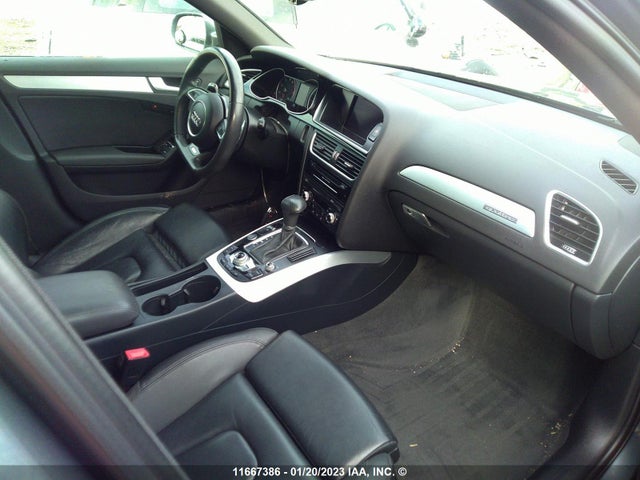WAUFFCFL1FN025428 Audi A4 Premium Plus