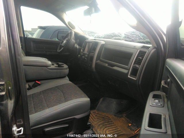 3C6RR7KT5LG312447 RAM 1500 Classic Tradesman/express