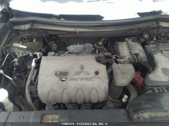 JA4AZ2A34GZ604519 Mitsubishi Outlander Es